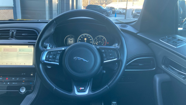 Jaguar F-Pace 3.0d V6 S 5dr Auto AWD Diesel Estate